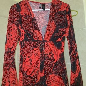 Bisou Bisou red and black floral long sleeve blouse